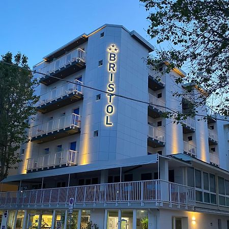 Hotel Bristol Misano Adriatico Kültér fotó