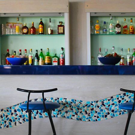 Hotel Bristol Misano Adriatico Kültér fotó