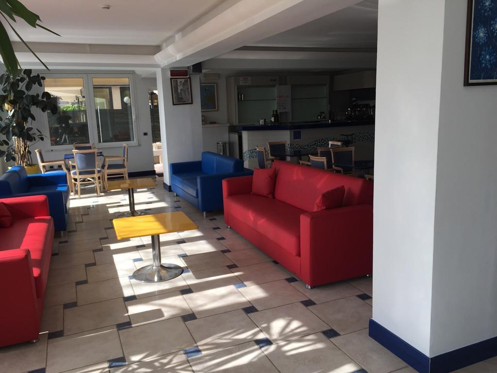 Hotel Bristol Misano Adriatico Kültér fotó