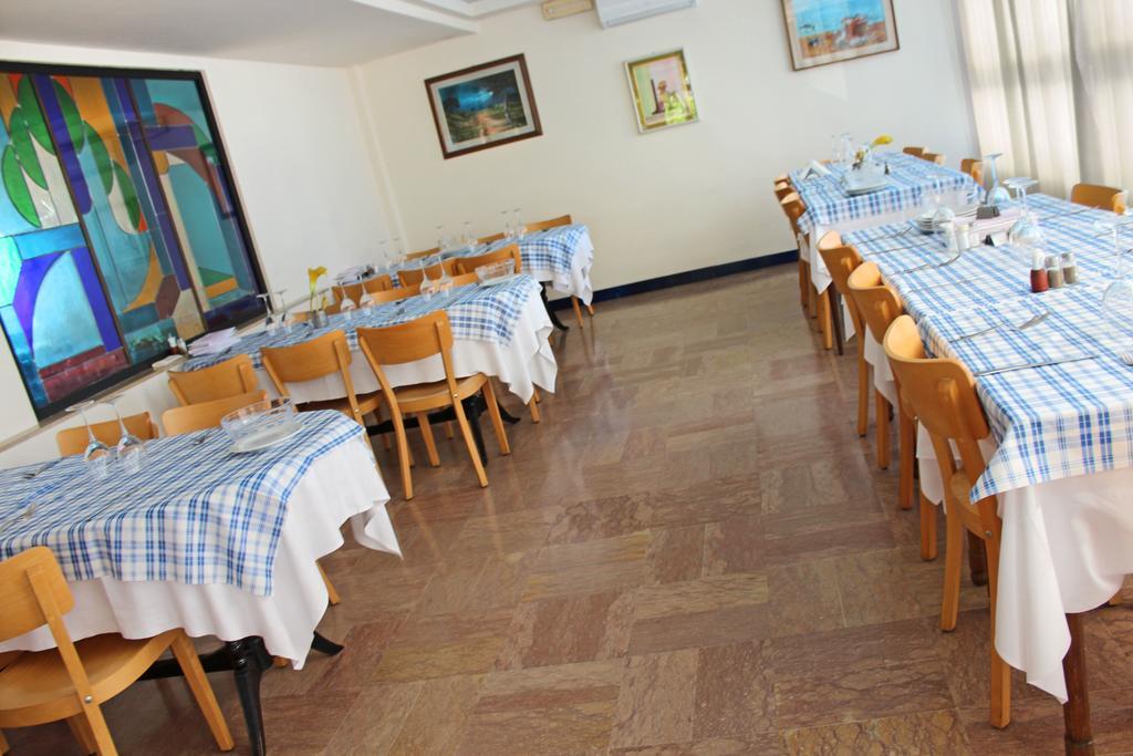 Hotel Bristol Misano Adriatico Kültér fotó