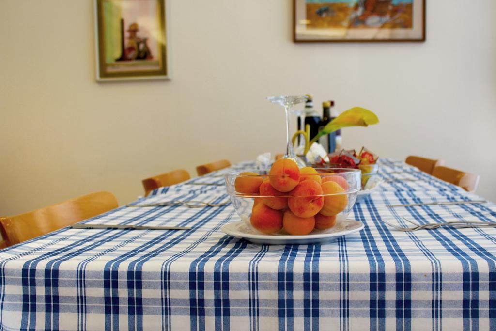 Hotel Bristol Misano Adriatico Kültér fotó