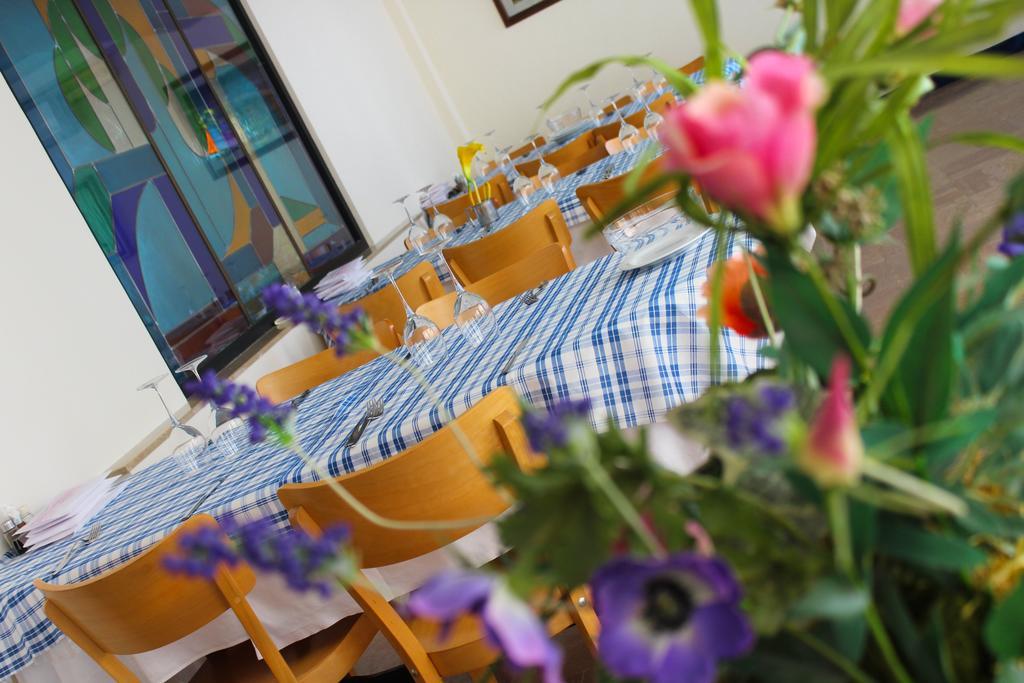Hotel Bristol Misano Adriatico Kültér fotó